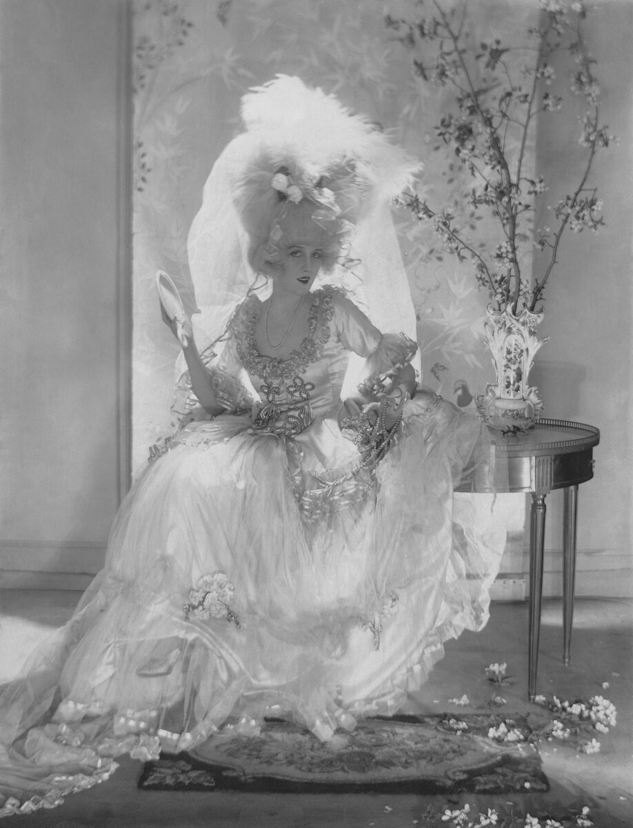 Мэй Мюррей для Vogue. Сентябрь, 1920 год.