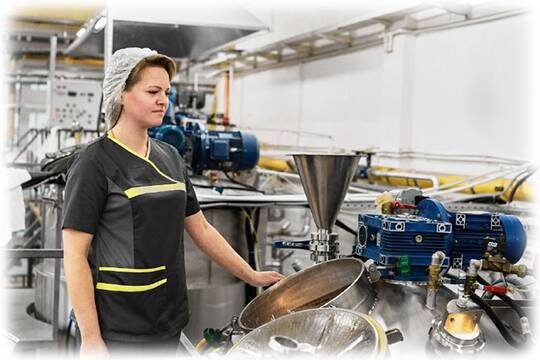    В Подмосковье открыли завод по производству косметики за 700 млн рублей