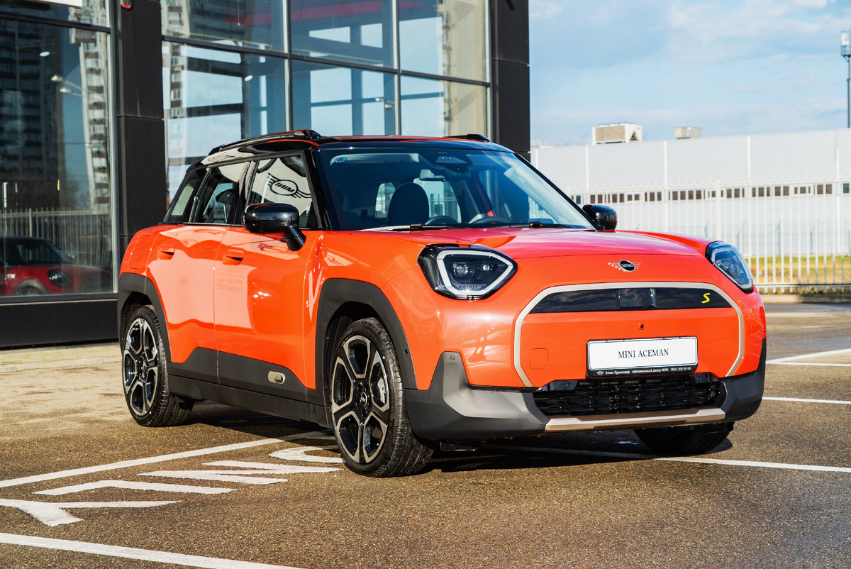 MINI ACEMAN. Новое поколение MINI.