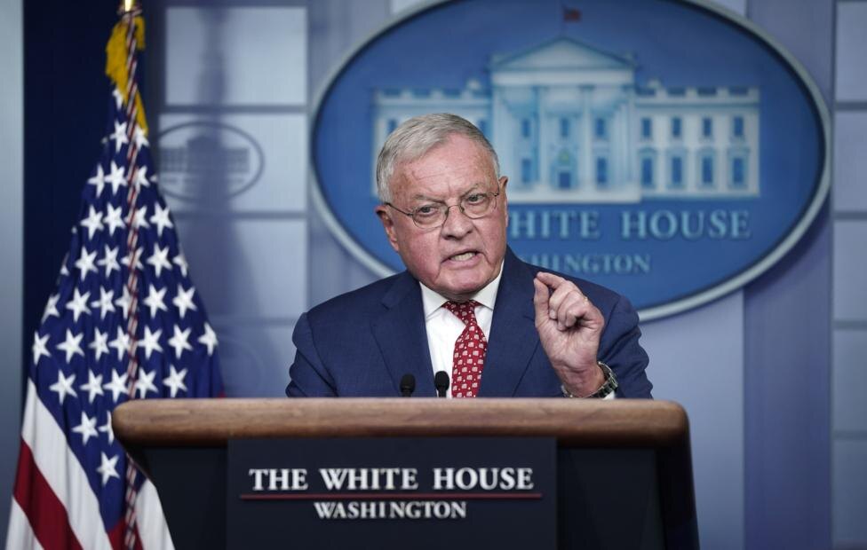 © Drew Angerer/ Getty Images




Спецпосланник президента США по России и Украине отметил, что идея о передаче Украине такого оружия "обречена на провал"
НЬЮ-ЙОРК, 6 февраля. /ТАСС/. Спецпосланник президента США по России и Украине Кит Келлог считает шансы Украины вновь получить ядерное оружие "мизерными или нулевыми".

Песков: требования Зеленского дать Украине ядерное оружие "граничат с безумием"
Зеленский потребовал у Запада ядерное оружие
"Шансы на то, что они вновь получат ядерное оружие, примерно между мизерными и нулевыми, - заявил он в эфире телеканала Fox News. - Давайте будем честны, мы все знаем, что этого не произойдет".

По его словам, идея о передаче Киеву ядерных вооружений обречена на провал. "Вспомните, президент [США Дональд Трамп] говорил, что мы - администрация здравого смысла. И когда кто-то говорит такие вещи, необходимо смотреть на результат или потенциал. Так и используется здравый смысл", - отметил Келлог.

Ранее Зеленский заявил, что Запад должен дать Украине ядерное оружие и направить в страну свой контингент, раз не принимает Киев в НАТО. 

Теги:
Украина
США
Россия
Келлог, Кит
СМИ2
© Информационное агентство ТАСС
Свидетельство о регистрации СМИ №03247 выдано 02 апреля 1999 г. Государственным комитетом Российской Федерации по печати.
Отдельные публикации могут содержать информацию,
не предназначенную для пользователей до 16 лет.

На информационном ресурсе применяются
рекомендательные технологии.
Об агентстве
Пресс-центр
Карьера
Рекламные продукты
Правила цитирования
Контактная информация
SAPE
Читайте ТАСС в
Телеграф2

© Drew Angerer/ Getty Images