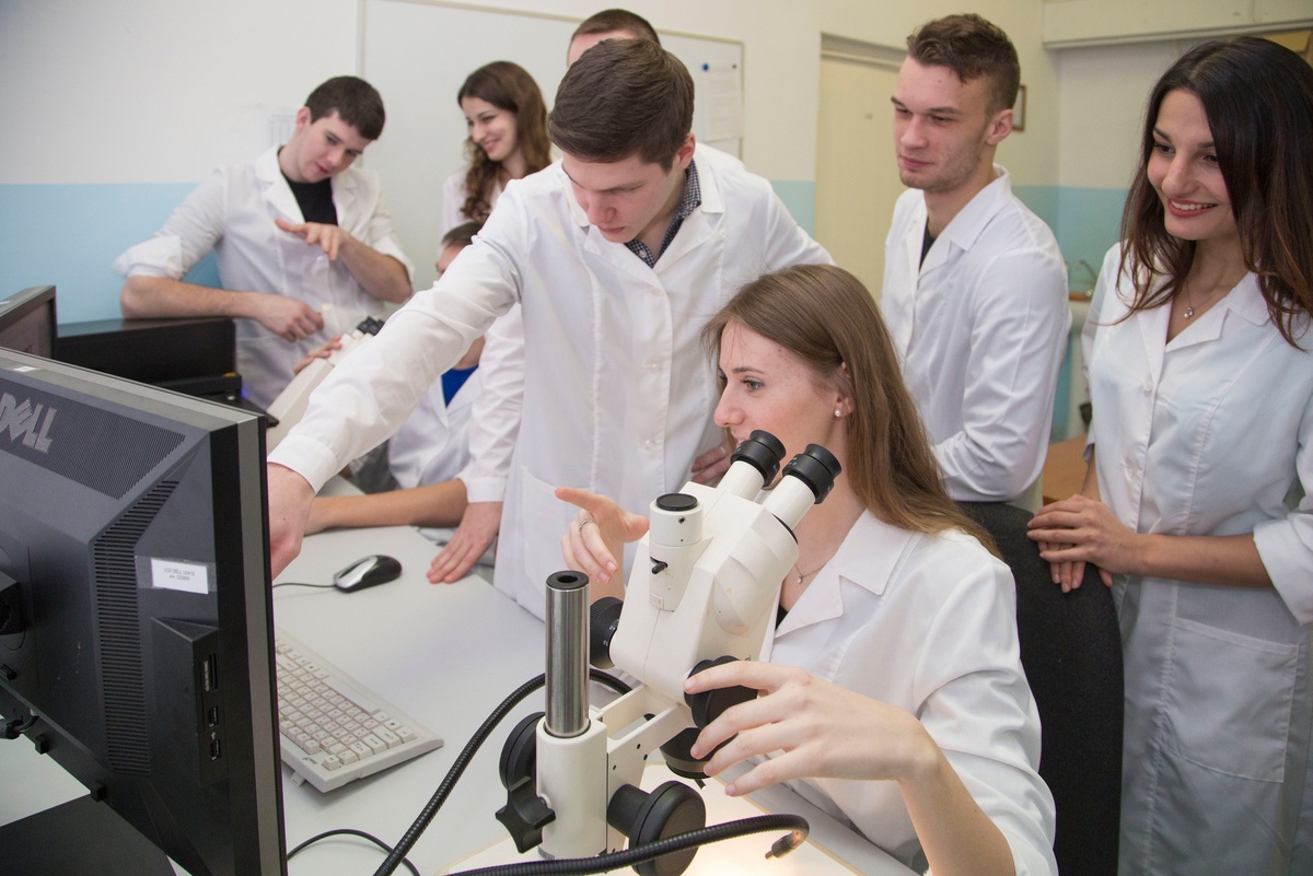    Научные руководители: 9 историй о том, как они меняли студентов