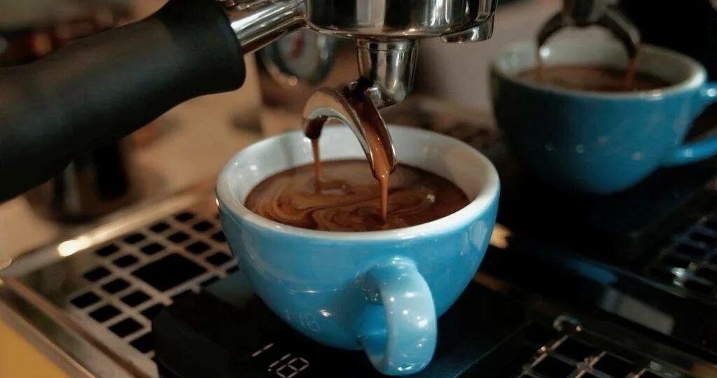 Почему нельзя пить кофе на пустой желудок☕️