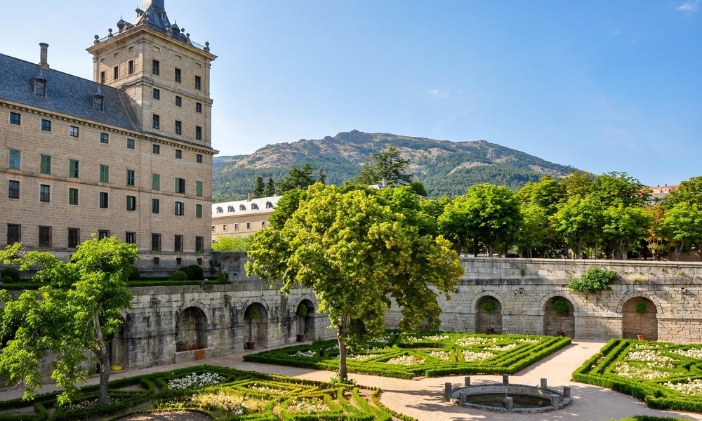 @Mistervlad/Shutterstock