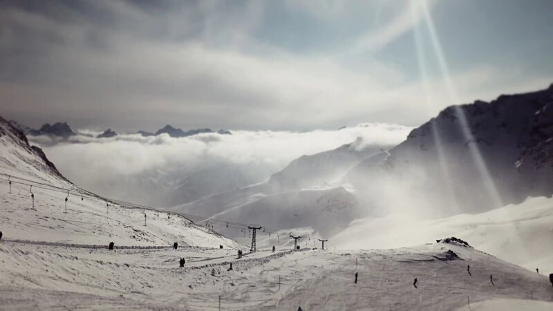     Зима в горах. открытые источники в интернете