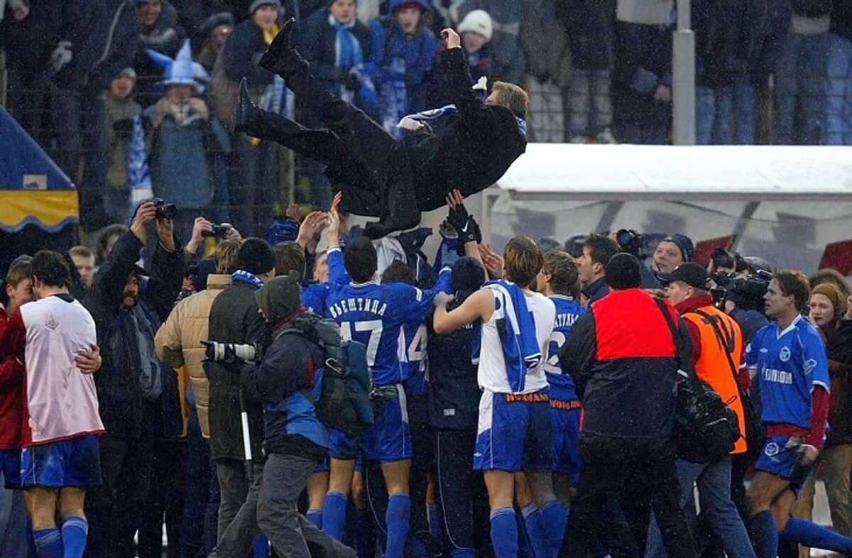 Празнование серебра.