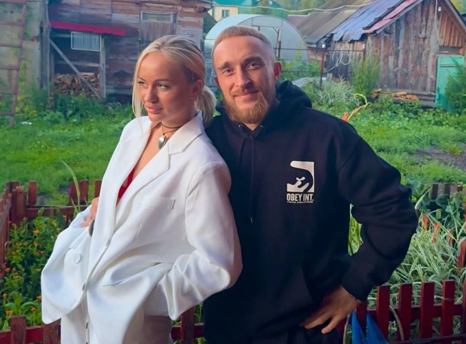 Артем и Элина Рахимовы (фото из Telegram)