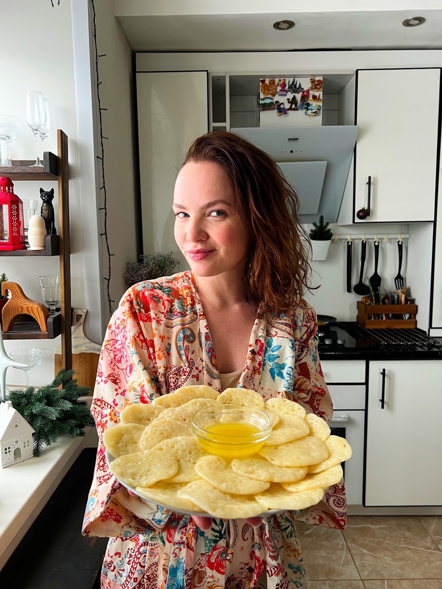 Привет! Меня зовут Юля, здесь я делюсь классными рецептами и просто своей жизнью