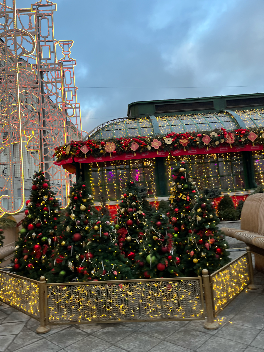 Красивые и нарядные, что ещё для праздника нужно