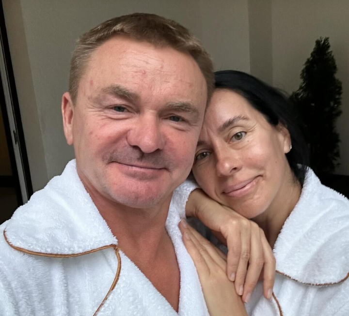 Владимир Сычев с женой Алесей Великановой