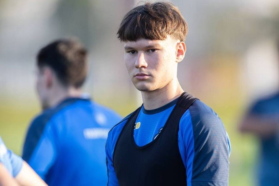    Летом прошлого года «Урал» взял в аренду 18-летнего футболиста «Зенита» Матвея Бардачева. Фото: пресс-служба «Зенита».