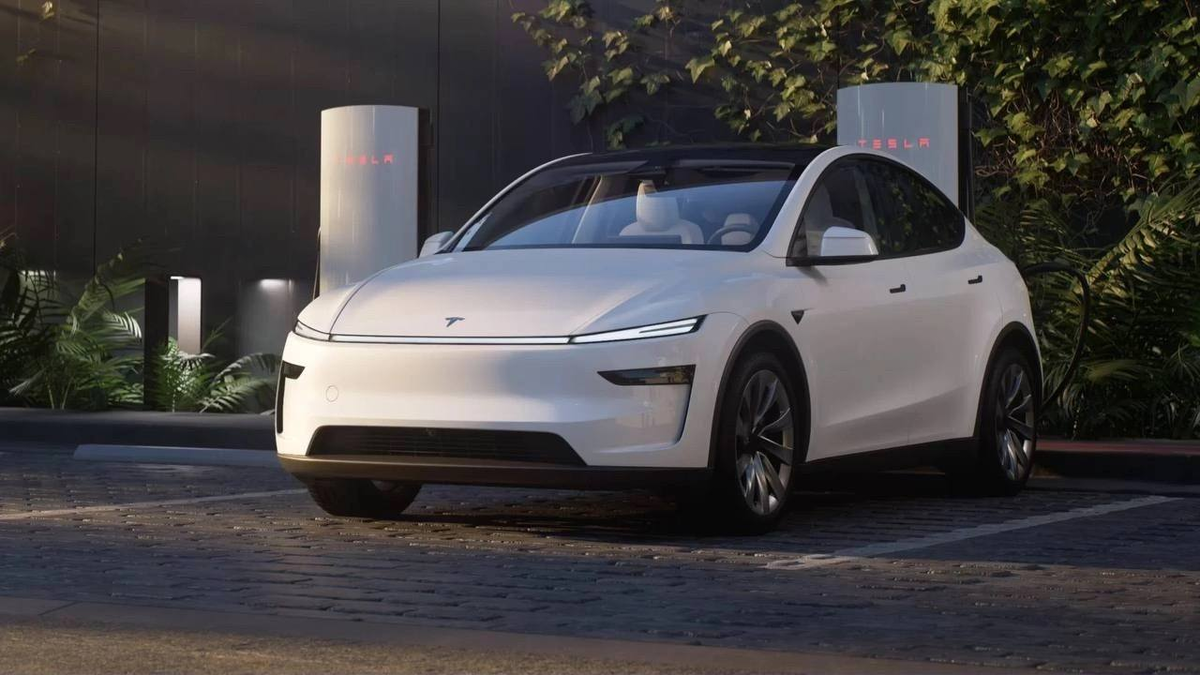 Обновлённая Tesla Model Y