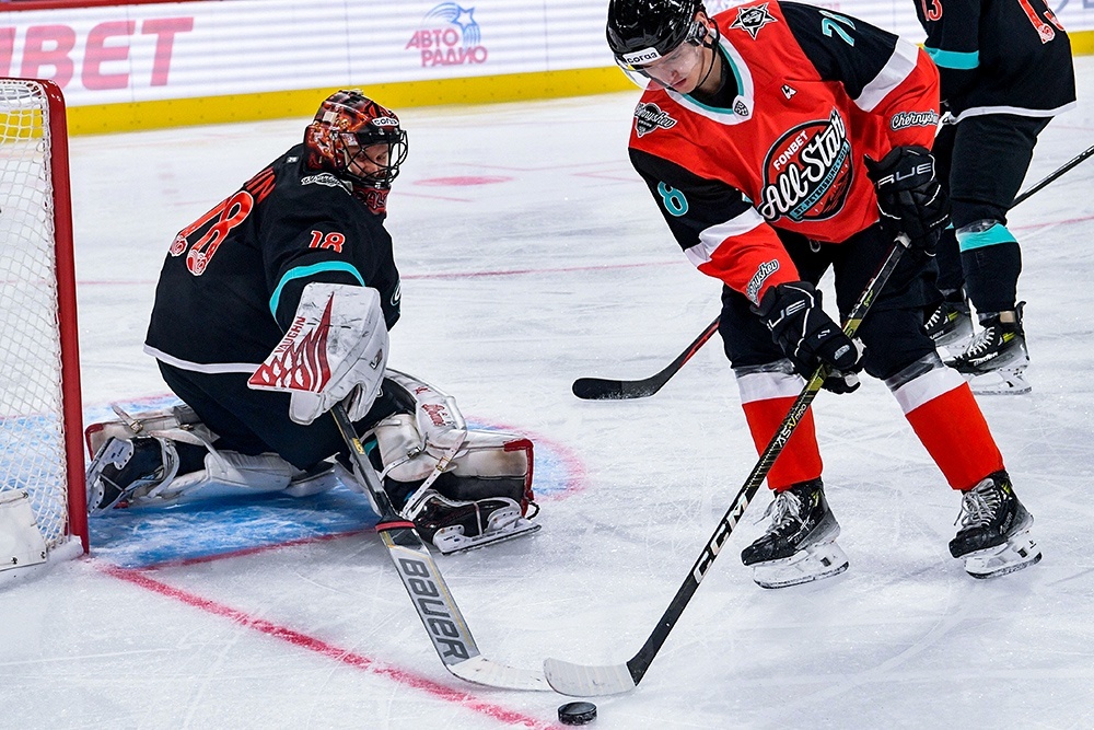    Прошлый "Матч звезд" выиграл дивизион Харламова. / РИА Новости