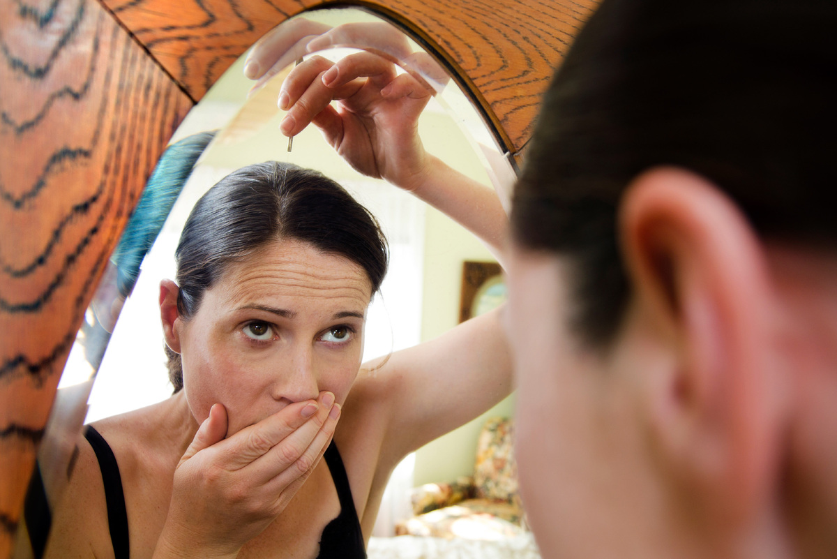     Нам это надо? Учёные нашли способ остановить поседение волос