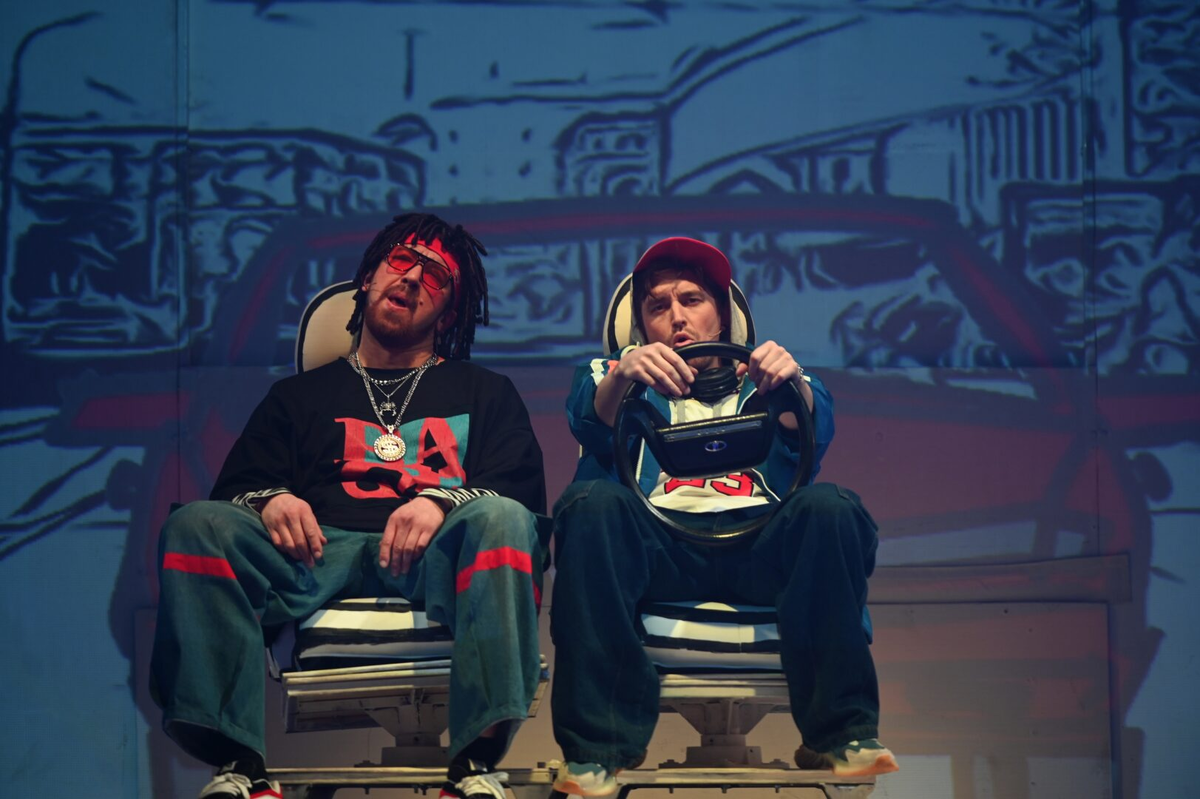 Фотография спектакля с официального сайта Театра им. Карима Тинчурина.