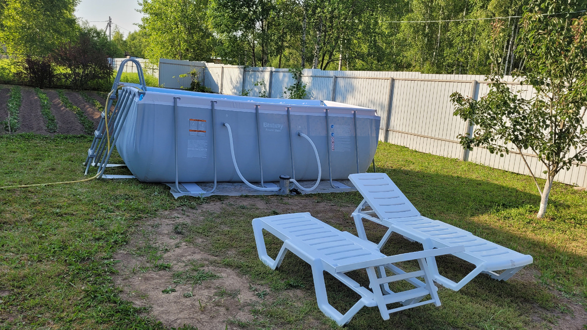 Бассейн на даче