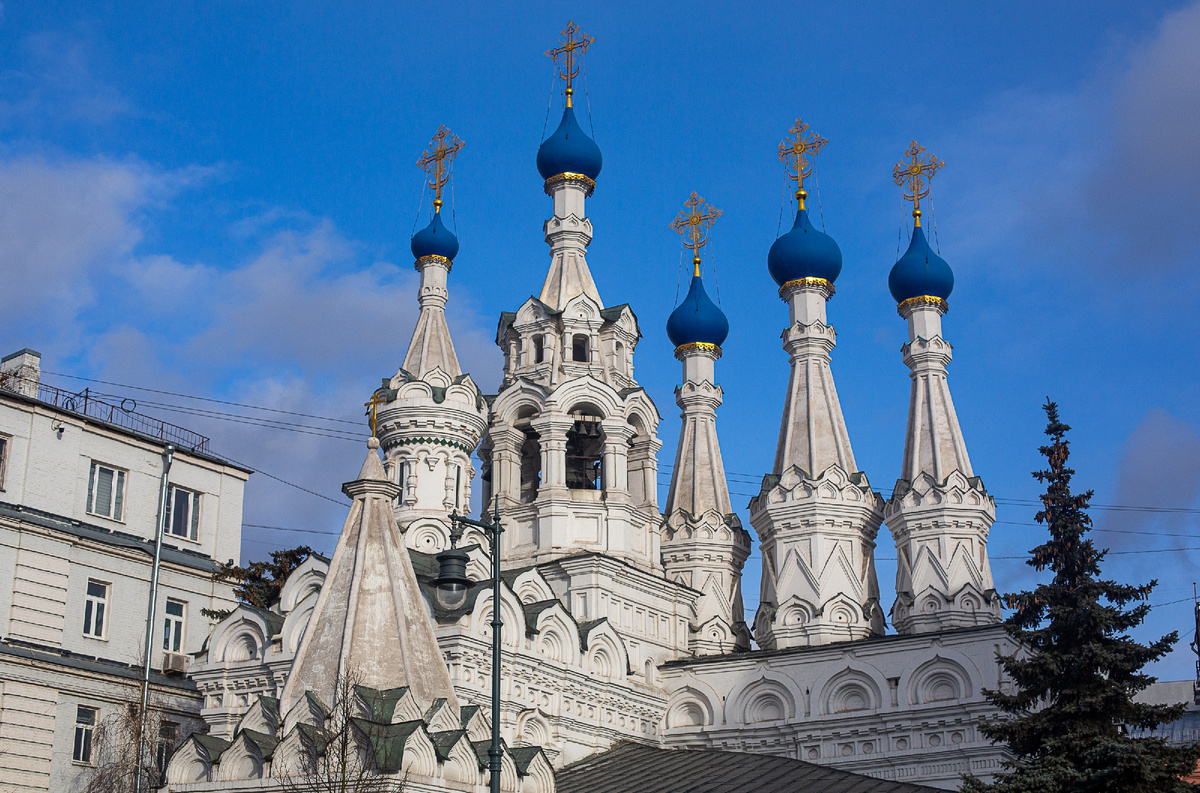 Храм Рождества Пресвятой Богородицы в Путинках. Детали. Москва. Фото автора статьи 