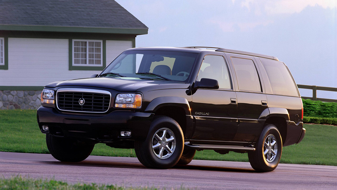 1-ое поколение Cadillac Escalade