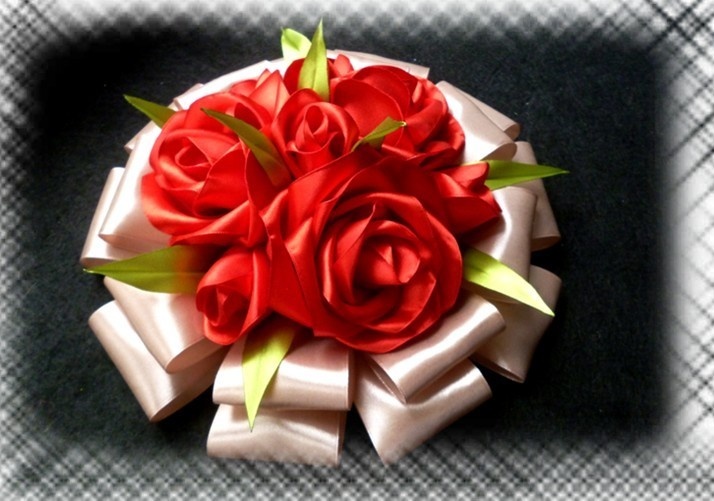 Бант на выписку. Атласная лента. 