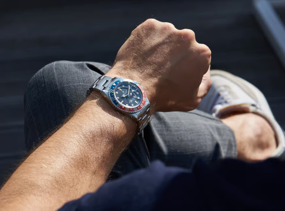 Являются ли часы Rolex GMT-Master II "Pepsi" типичным флиппером?