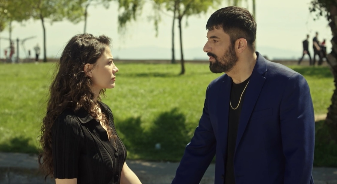 Кадры из сериала "Меня зовут Фарах"