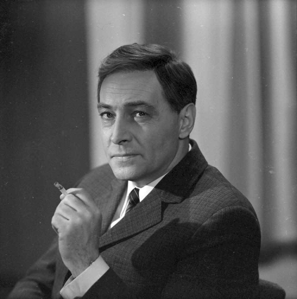   Вячеслав Тихонов кадр из фильма «Семнадцать мгновений весны» (1973, Киностудия им. М. Горького)