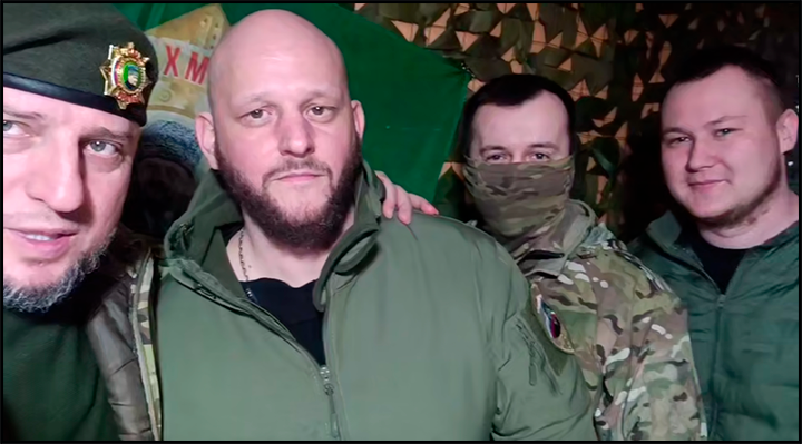    Генерал Алаудинов с бойцами "Аида" (в балаклаве) ищут новые кадры. Скриншот с Тг-канала "Дневник мракоборцев"