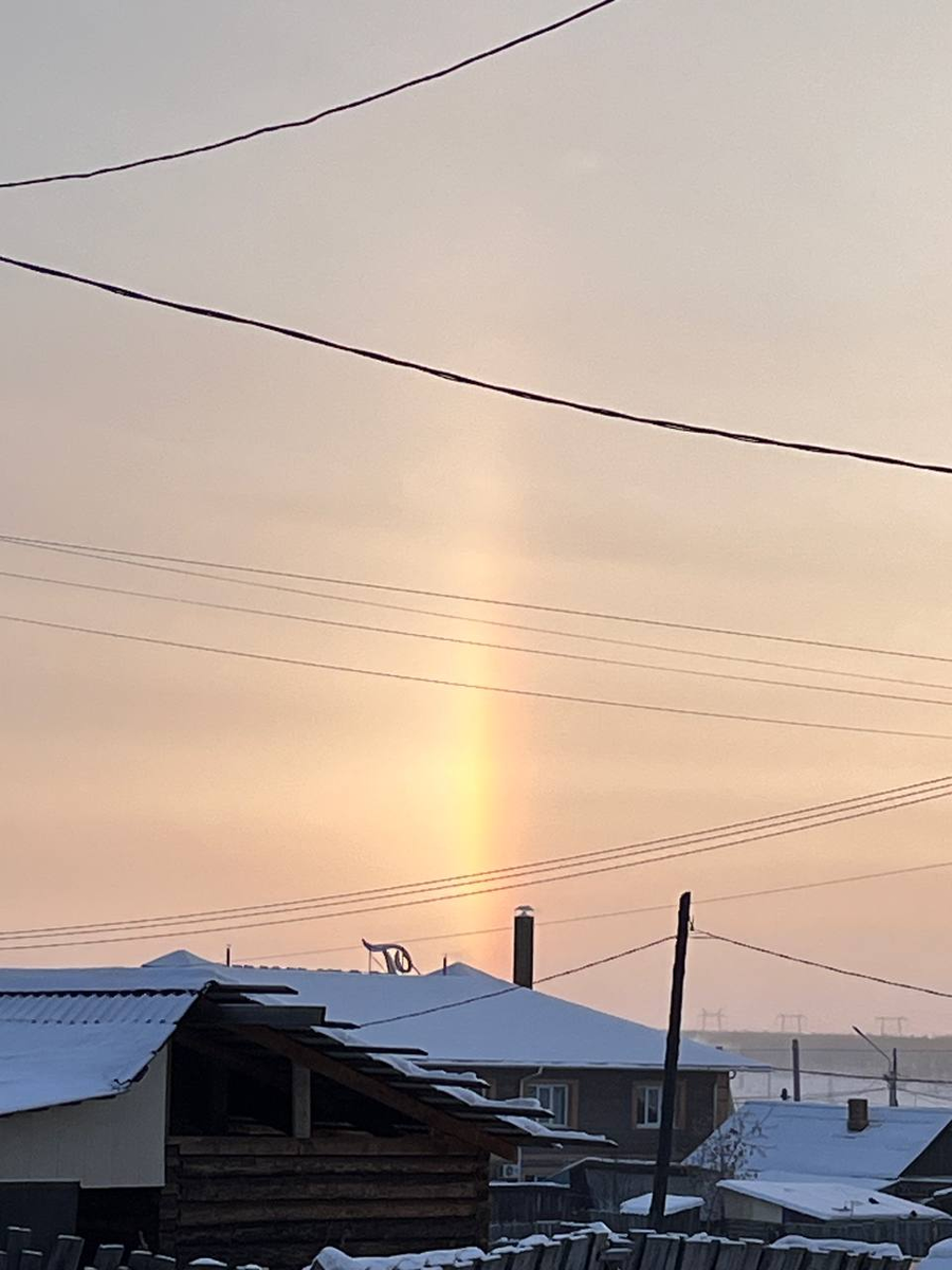 Облака или Галло?Камера не передает,а в реале цвета четко просматриваются- красный,желтый,зеленый и голубой