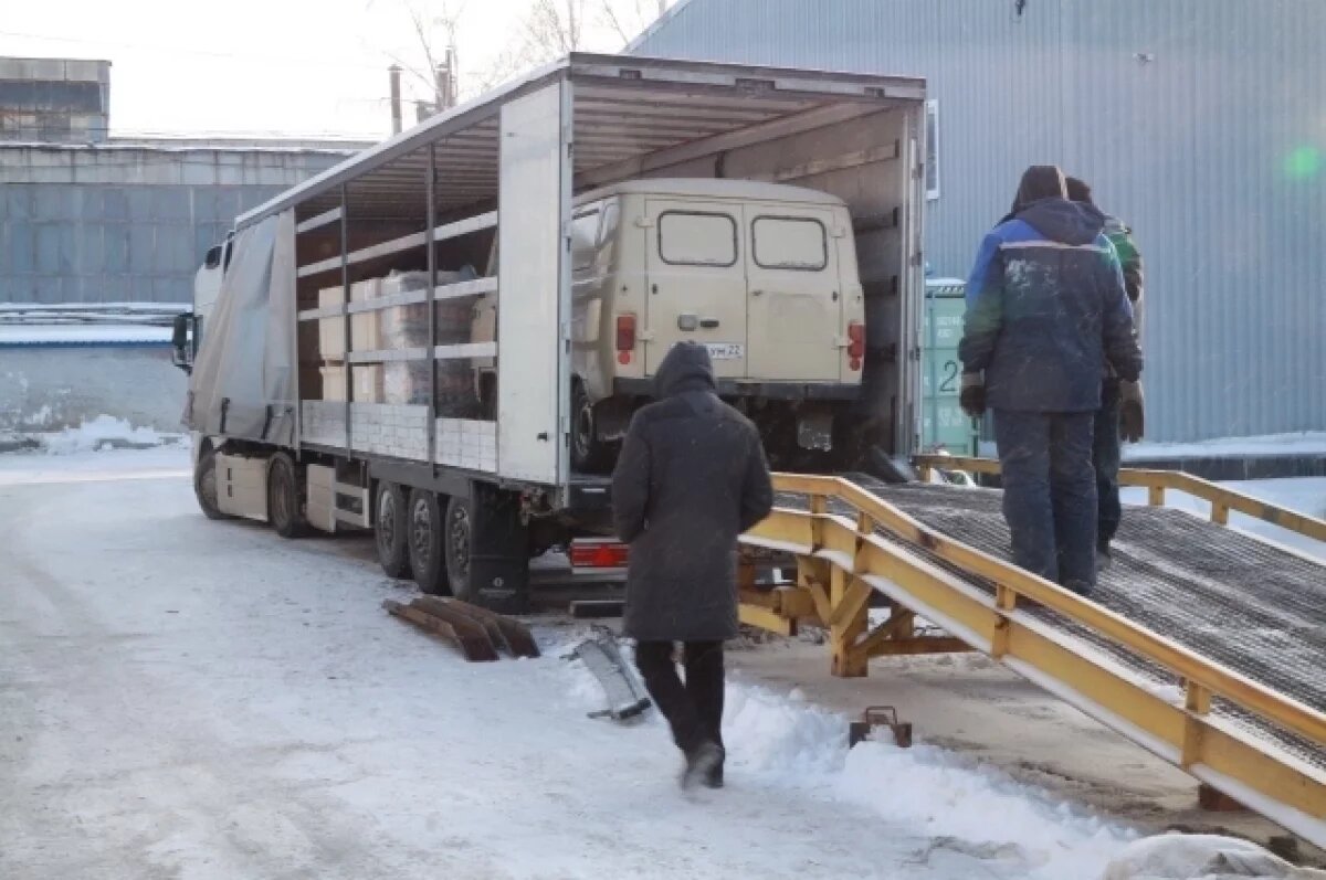    Около 10 тонн гуманитарного груза для бойцов СВО собрали в Новосибирске