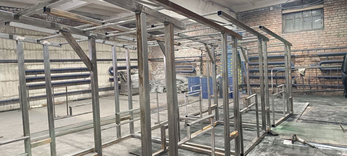     В Красноярске готовят новые прилавки для уличной торговли