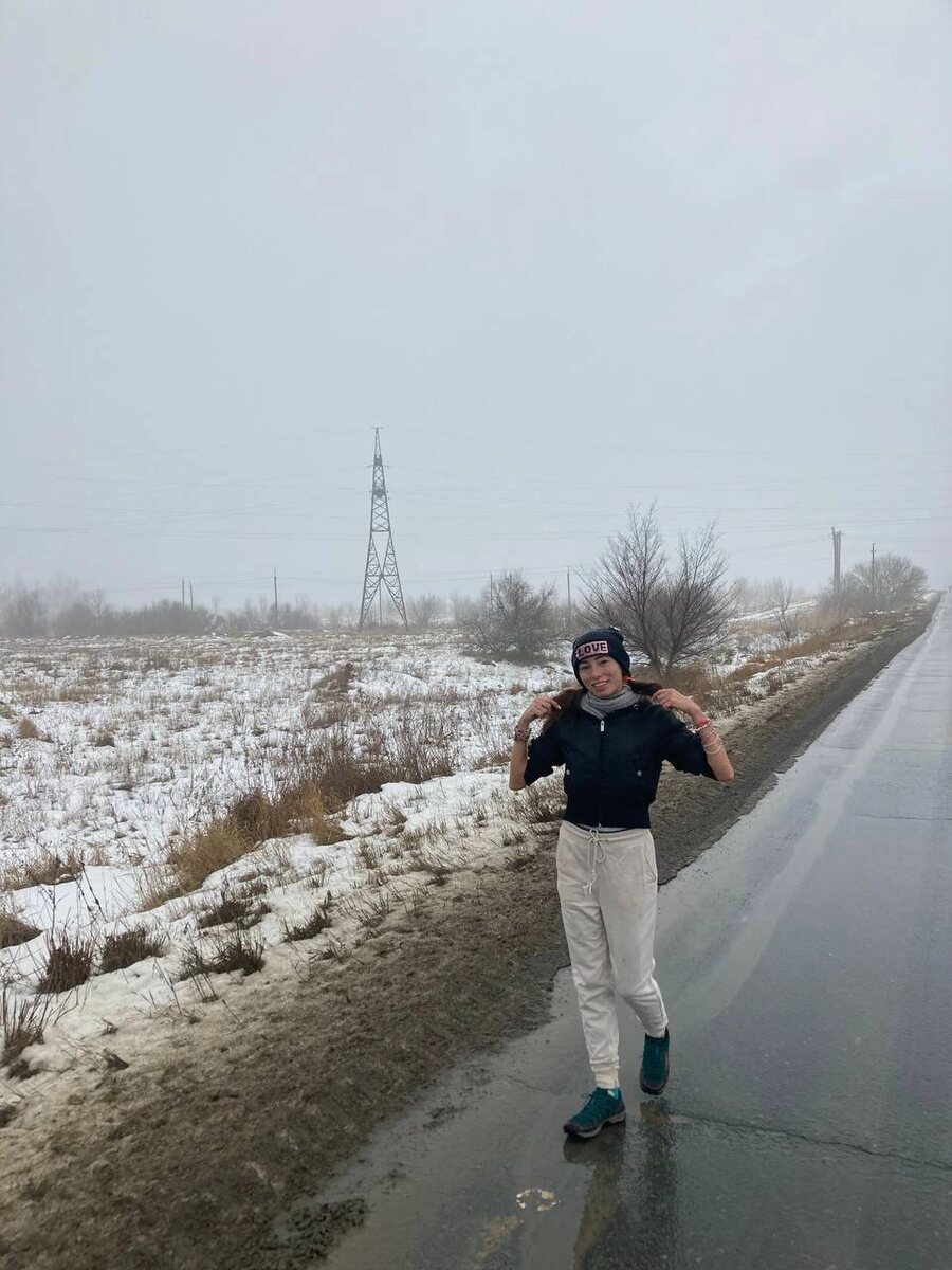 Эйфелева башня прямо за мной 💕