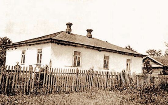 Дом, где был убит генерал Корнилов.