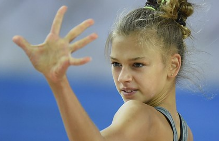 Александра Солдатова попала в гимнастику случайно./Фото: mir-nastroeniya.ru