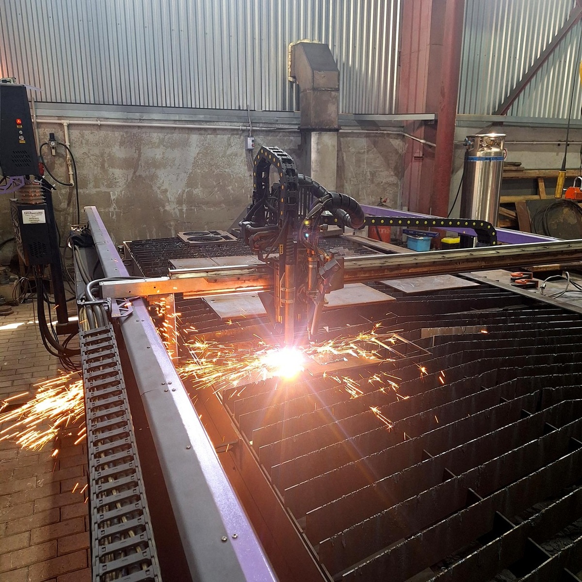 Станок газо-плазменной резки с ЧПУ