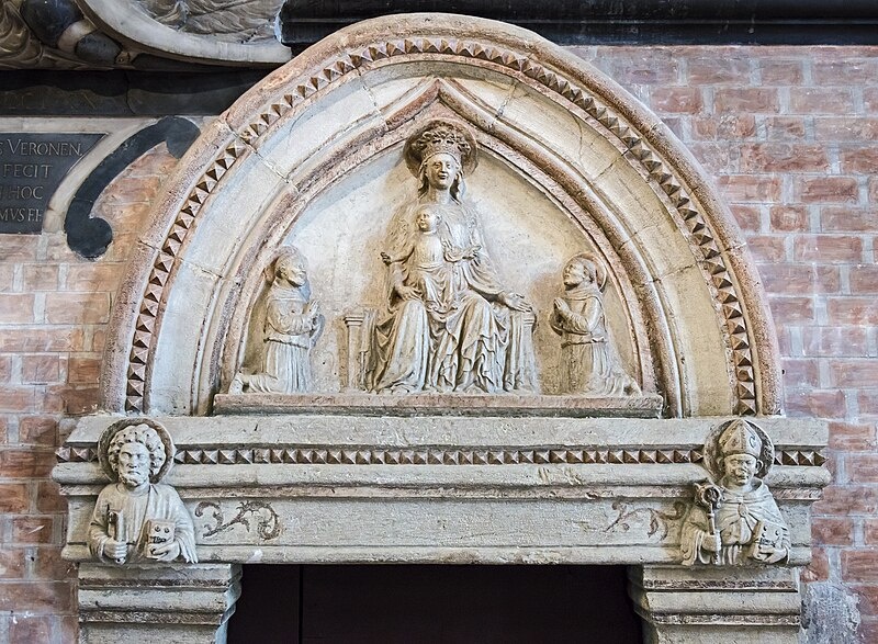 Фотография взята из французской википедии.