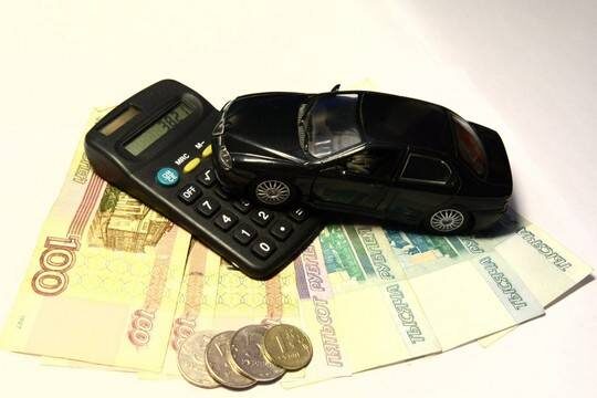    Россиянку оштрафовали на 855 тысяч рублей за покупку машины у иностранца за наличные