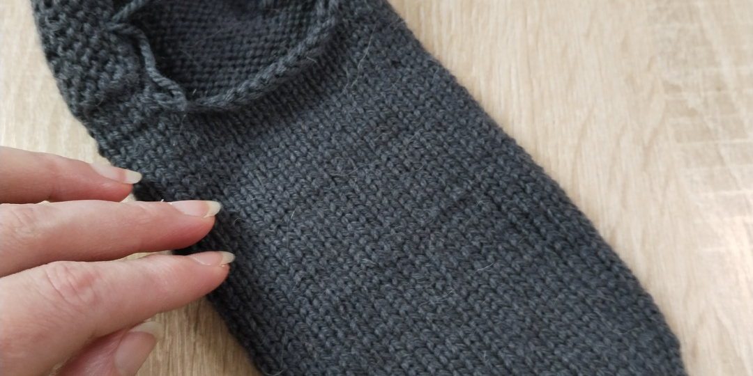 Как связать следочки спицами