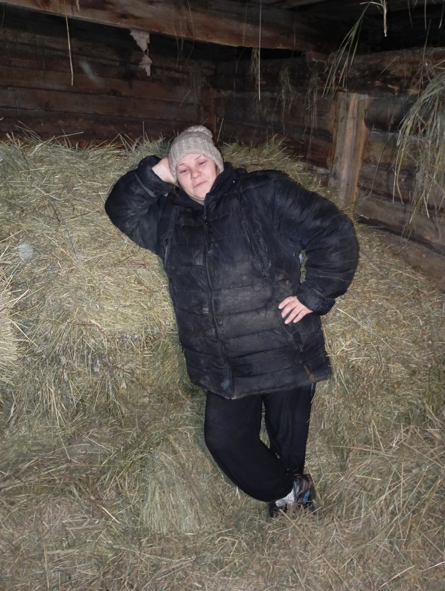 Это рабочий момент в сарае🤣