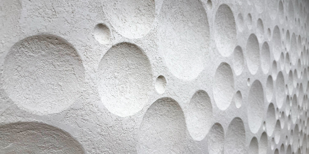 Искусство в офисе: декоративная штукатурка Pethra Matt в проекте Good Wood