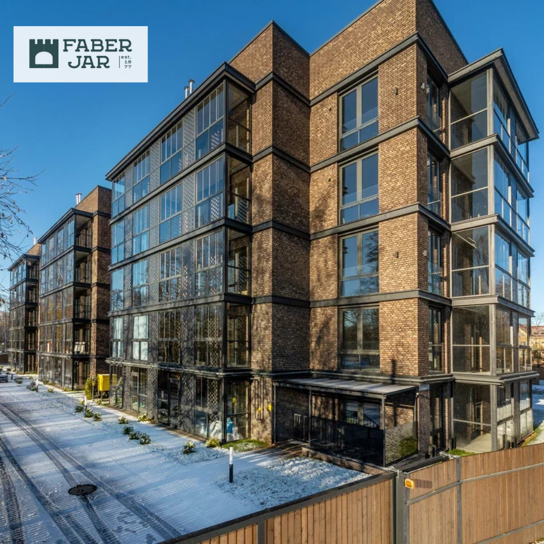 Клубный ЖК «Loft у Озера» в Санкт-Петербурге. Ручник «Коричневый»