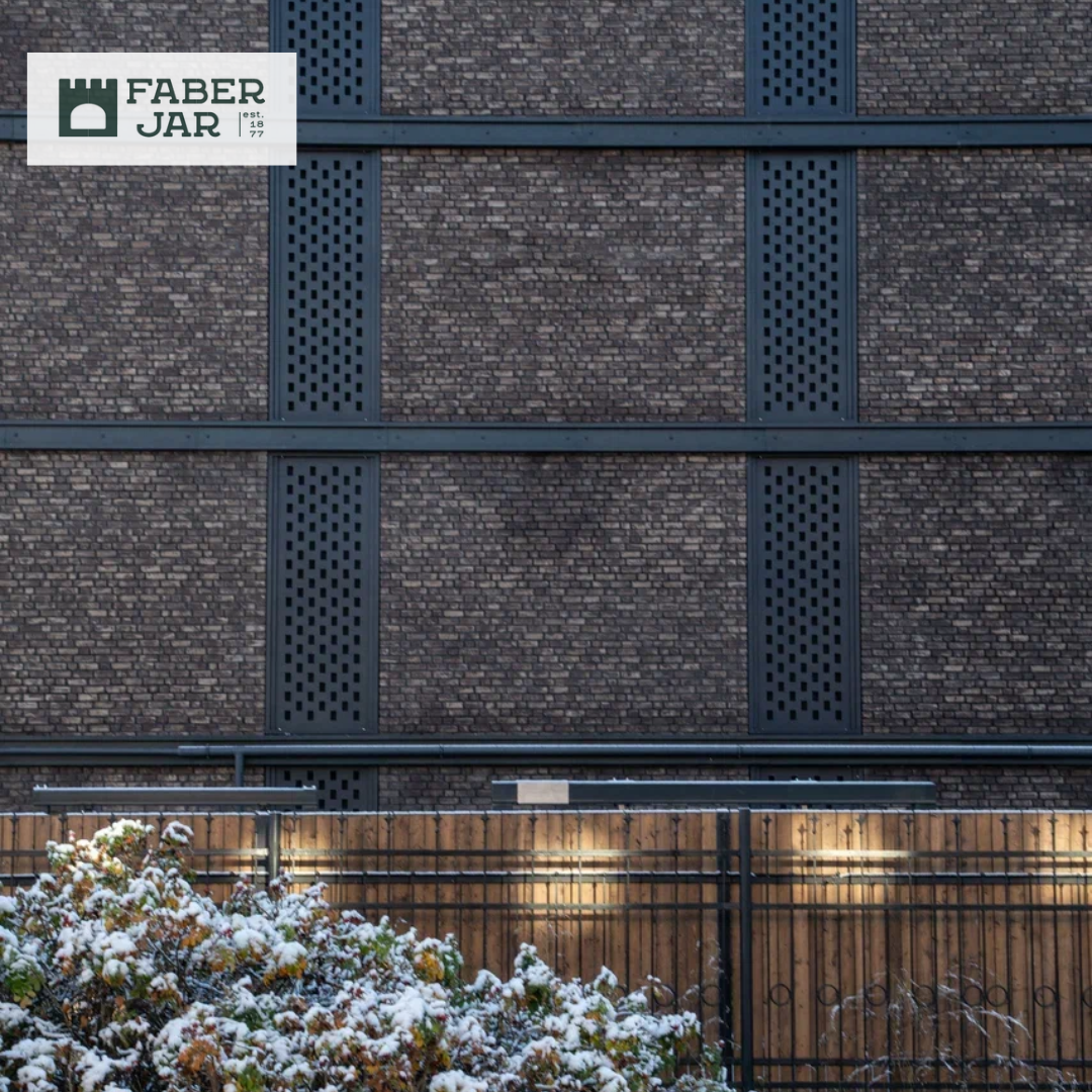 Клубный ЖК «Loft у Озера» в Санкт-Петербурге. Ручник «Коричневый»