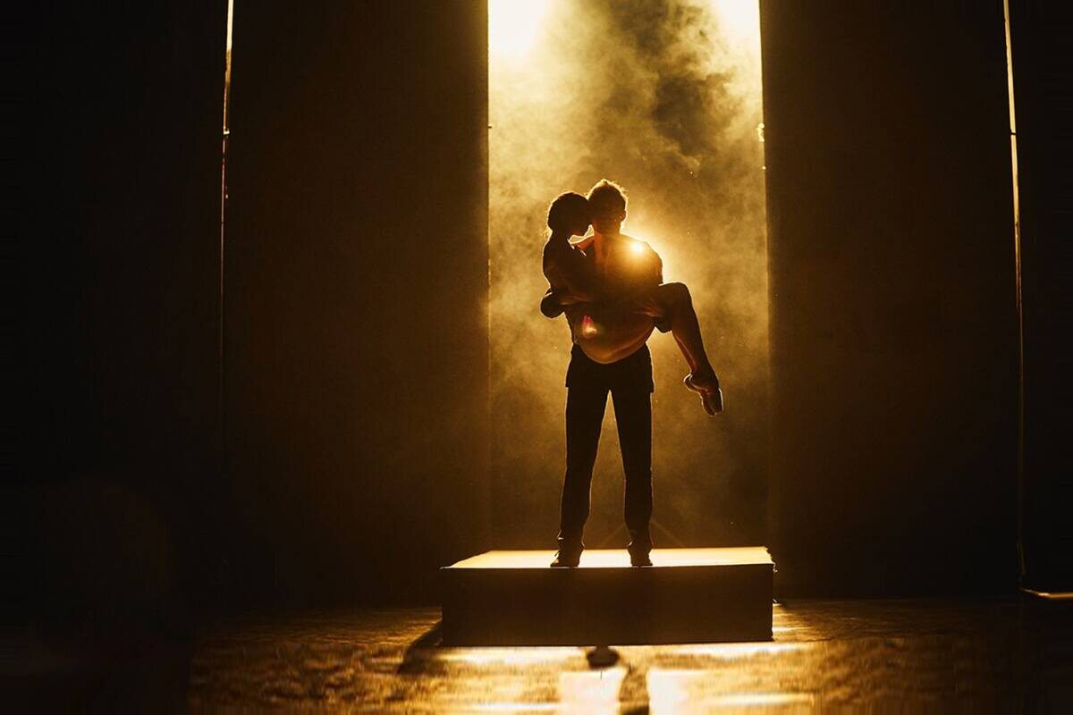    Фото: Балет «Шепот, Радио и Джульетта»