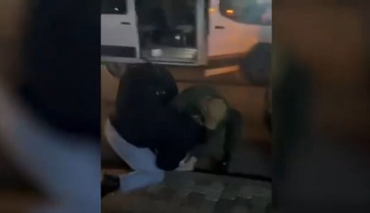    Задержание одной из женщин / ЦОС ФСБ РФ