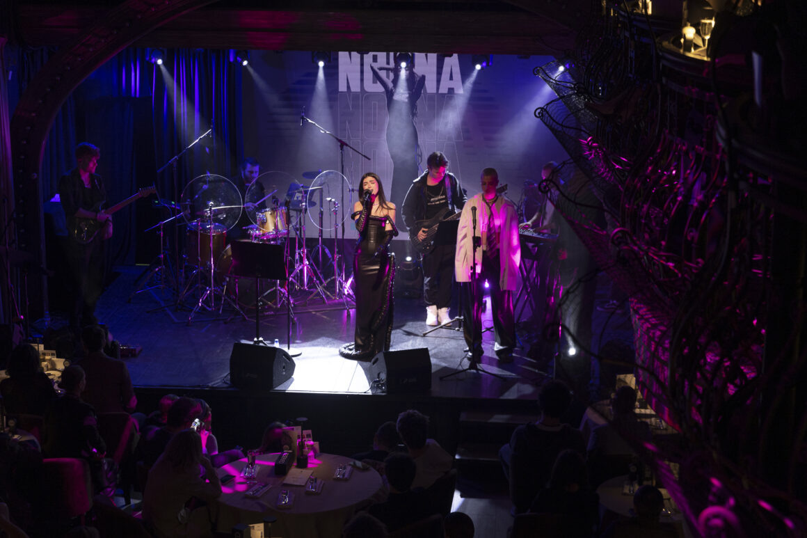    Нонна Еганян Freedom Strength Beauty