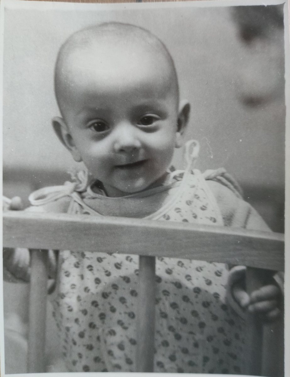 Стою там же ))