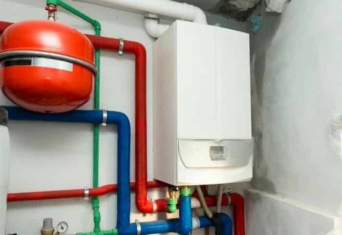 Где ставить расширительный бак в системе отопления, до или после насоса