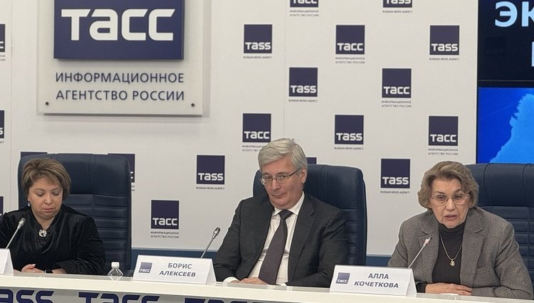    От питания будущего до ИИ и зеленой химии: экспертные советы РНФ о трендах в науке