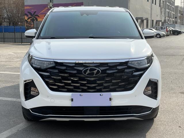 Hyundai Custo