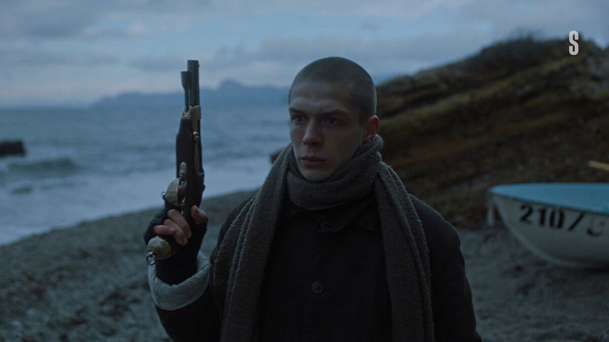 Глеб Калюжный в роли Мела.