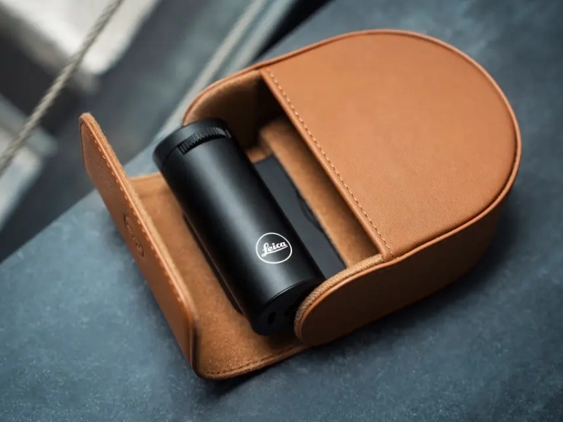    Leica выпустила необычный и дорогой фотоаксессуар для iPhone