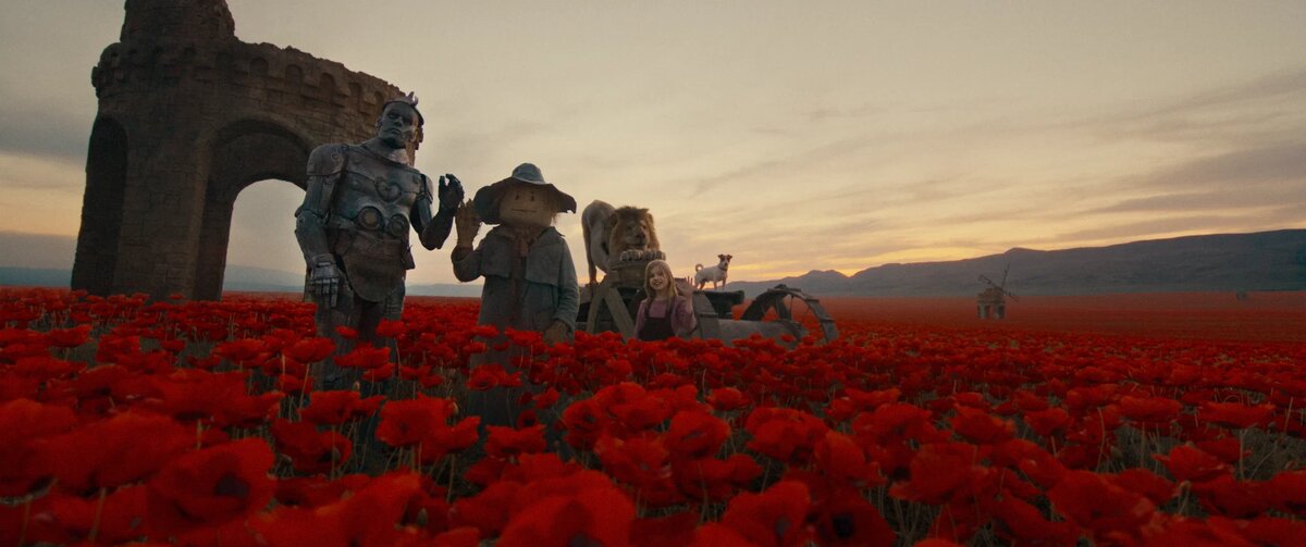 кадр из фильма «Волшебник Изумрудного города. Дорога из желтого кирпича»